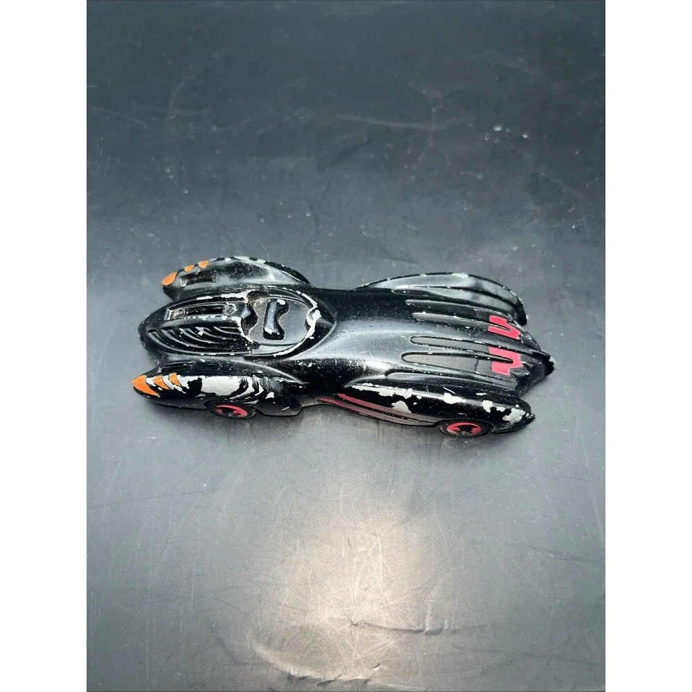 Vintage Hasbro DC Comics Diecast Batmobile 1997